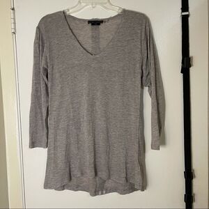 Alice And Olivia Base Tan V Neck Long Sleeve Shirt